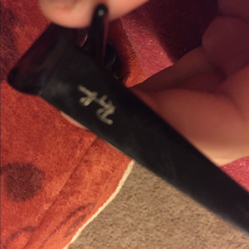 Legit - Picture 5 of 7